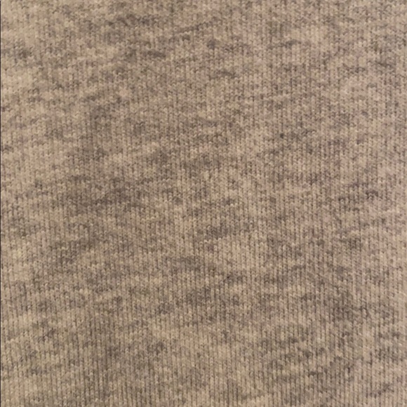 brandy melville sweater 💕🤍 - Picture 2 of 8